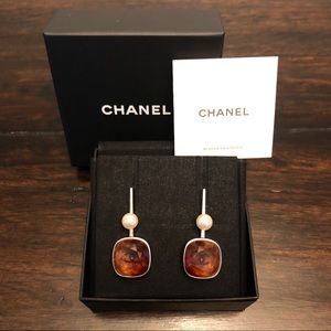 🎁✨Chanel Earrings Pearl Drop Crystal Stone✨🎁